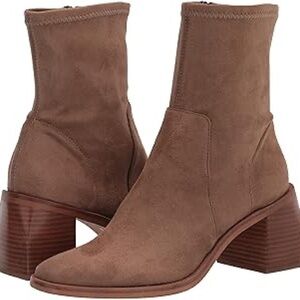 Dolce Vita Womens Indiga Ankle Boot
